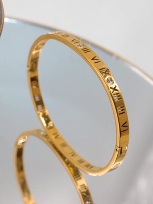 Vera Roman Gold Cuffs