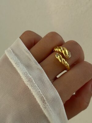 Margret Gold Twisted Ring