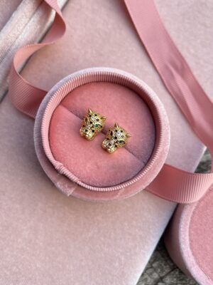 lio-diamond-daily-wear-studs
