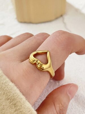 heart-gesture-gold-ring