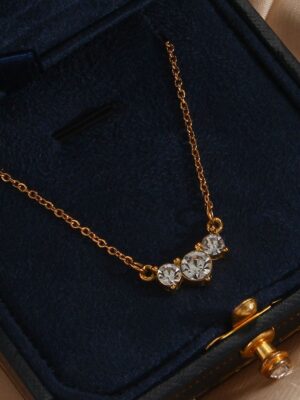 tillie-delicate-diamond-necklace