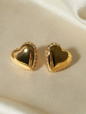 amore-diamond-heart-studs