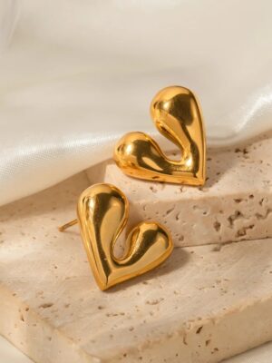 tia-heart-gold-studs