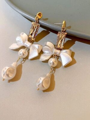 korean-bow-hanging-pearl-earrings