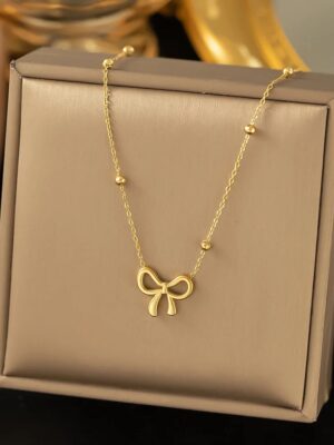 kavi-bow-tie-gold-necklace