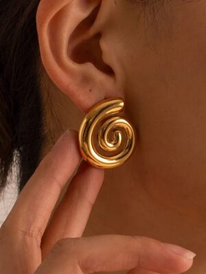 suzette-curvy-gold-earrings