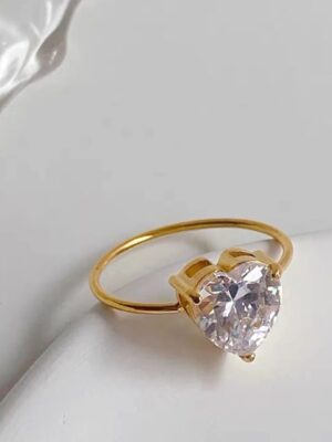 labana-heart-solitaire-ring