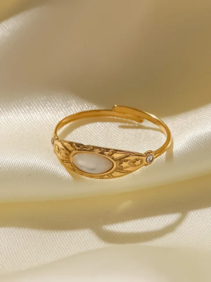 light-star-gold-ring