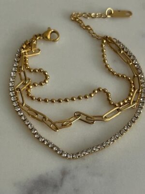 chic-layered-diamond-bracelet