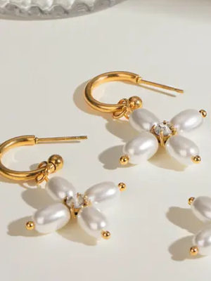 atlive-pearl-flower-earrings