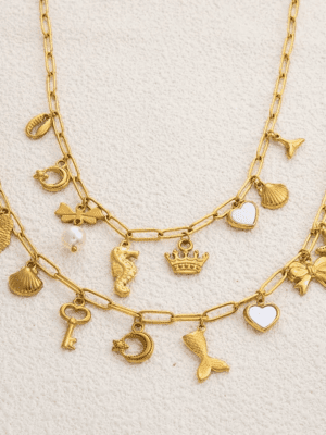 beachi-charms-gold-necklaces