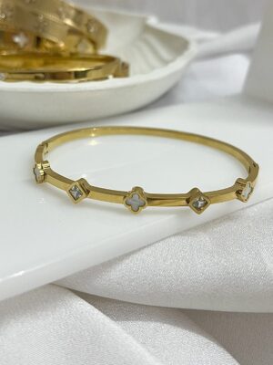 toshin-white-clover-cuff