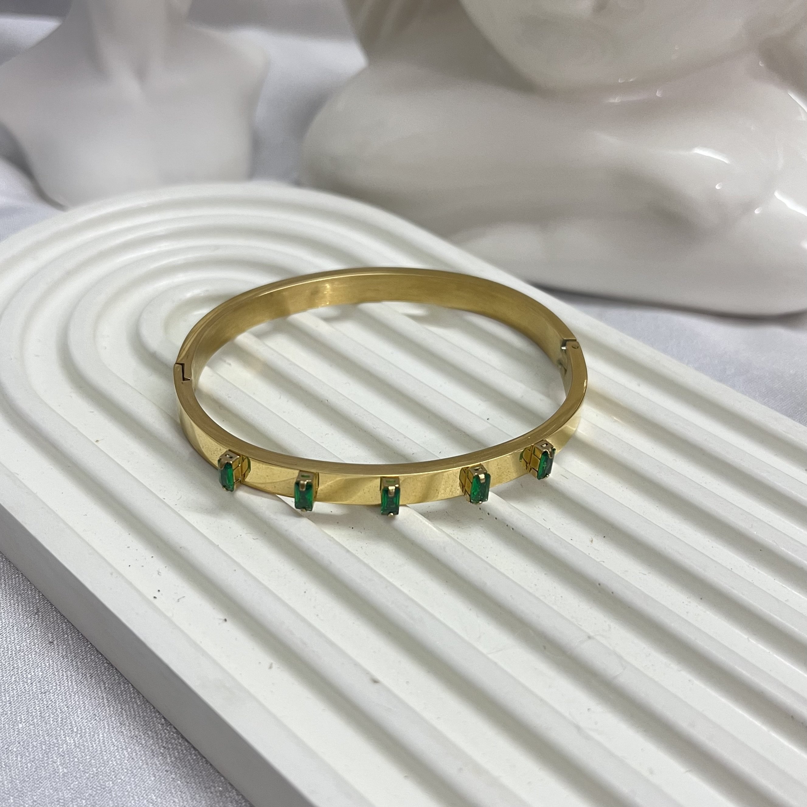 nathan-green-emerald-cuff