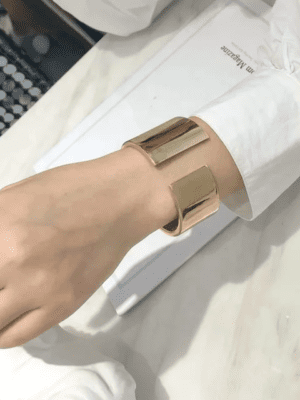 asymmetrical-party-gold-cuff
