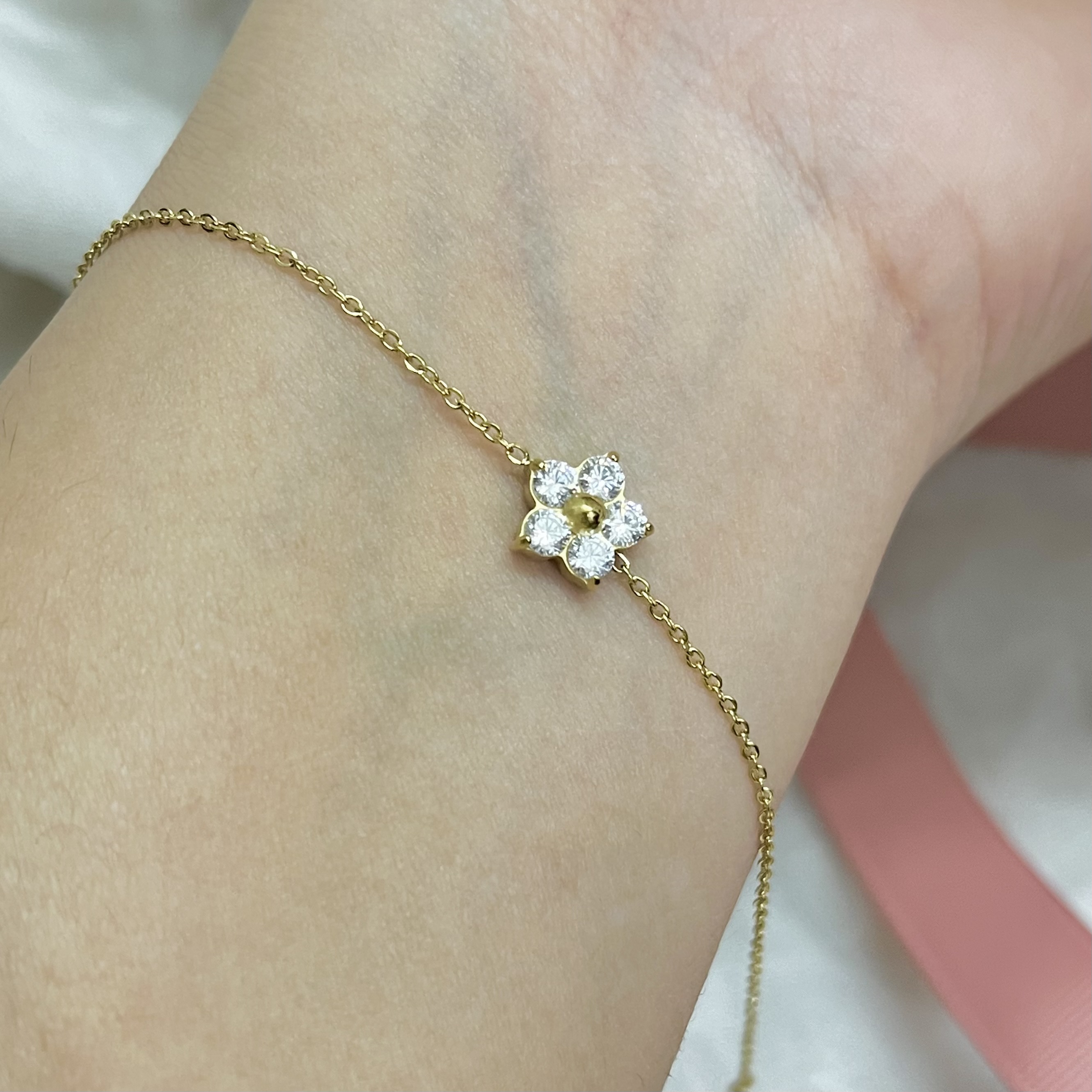 peppy-mine-flower-bracelet