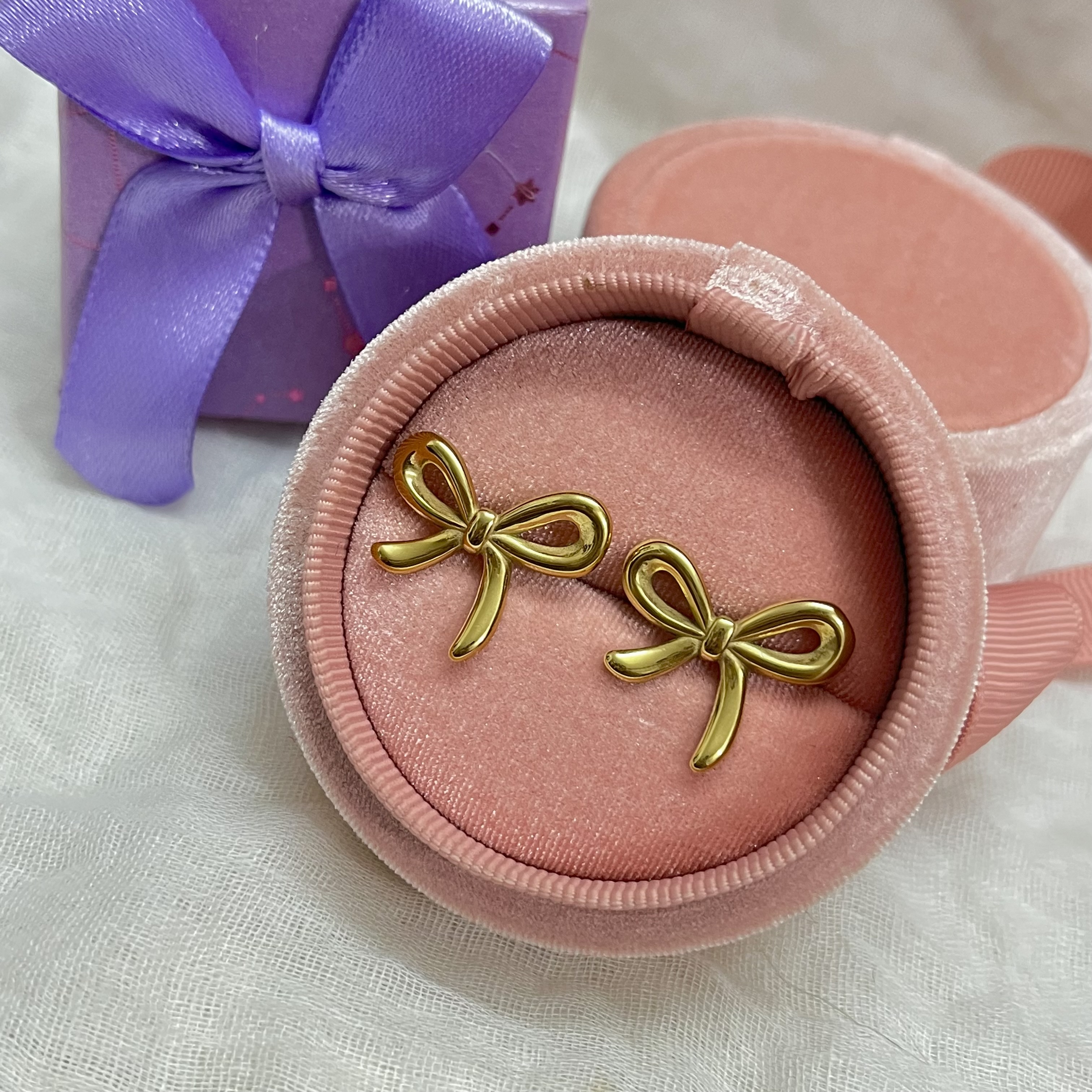 offin-cute-bow-studs