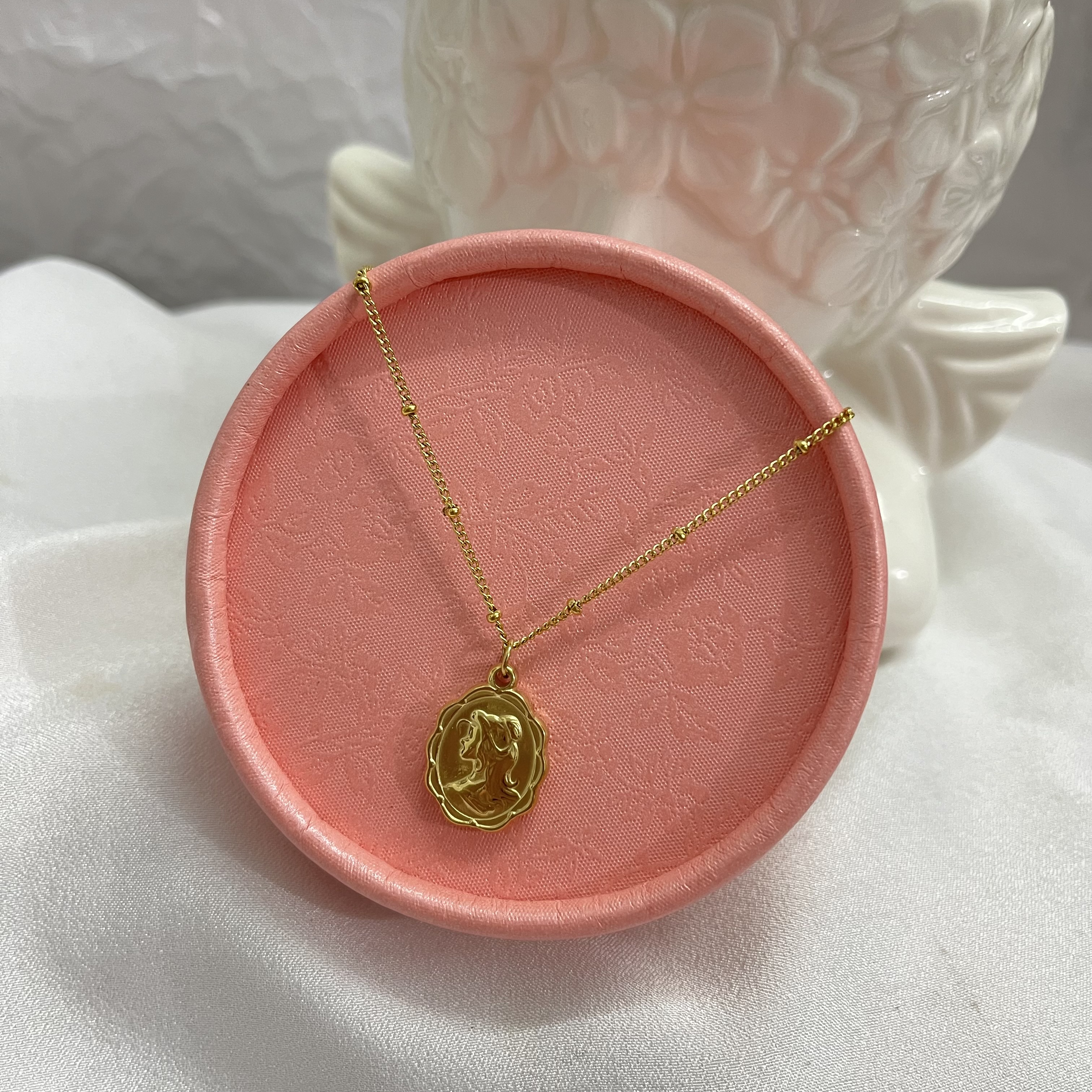 elizrose-reversible-gold-necklace